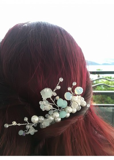 Абитуриентски аксесоар за коса - мини гребенче с лунен камък, перли и кристали Сваровски серия Moon Flower